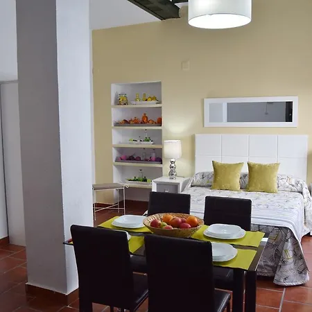Cespedescinco Apartamento *